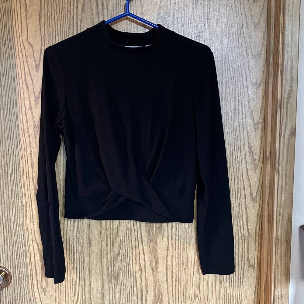 Black Long-Sleeve Twist Front Women's Top